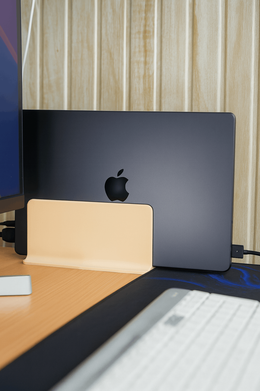 Minimal Vertical Laptop and Tablet Stand | Single & Dual Laptop Holder