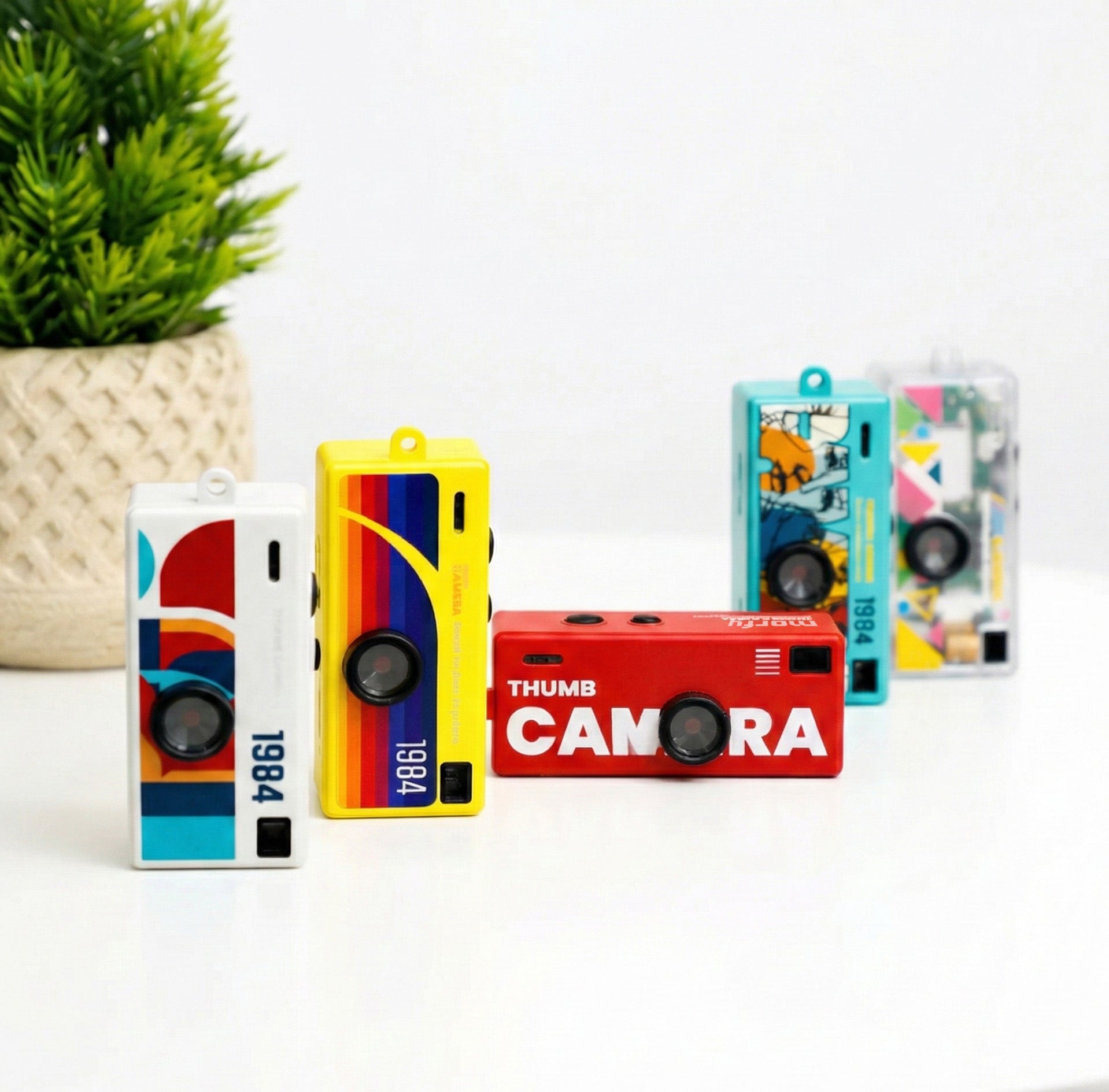 Morfy Thumb Camera | Retro Mini Digital Camera | Vintage Pocket Keychain Camera