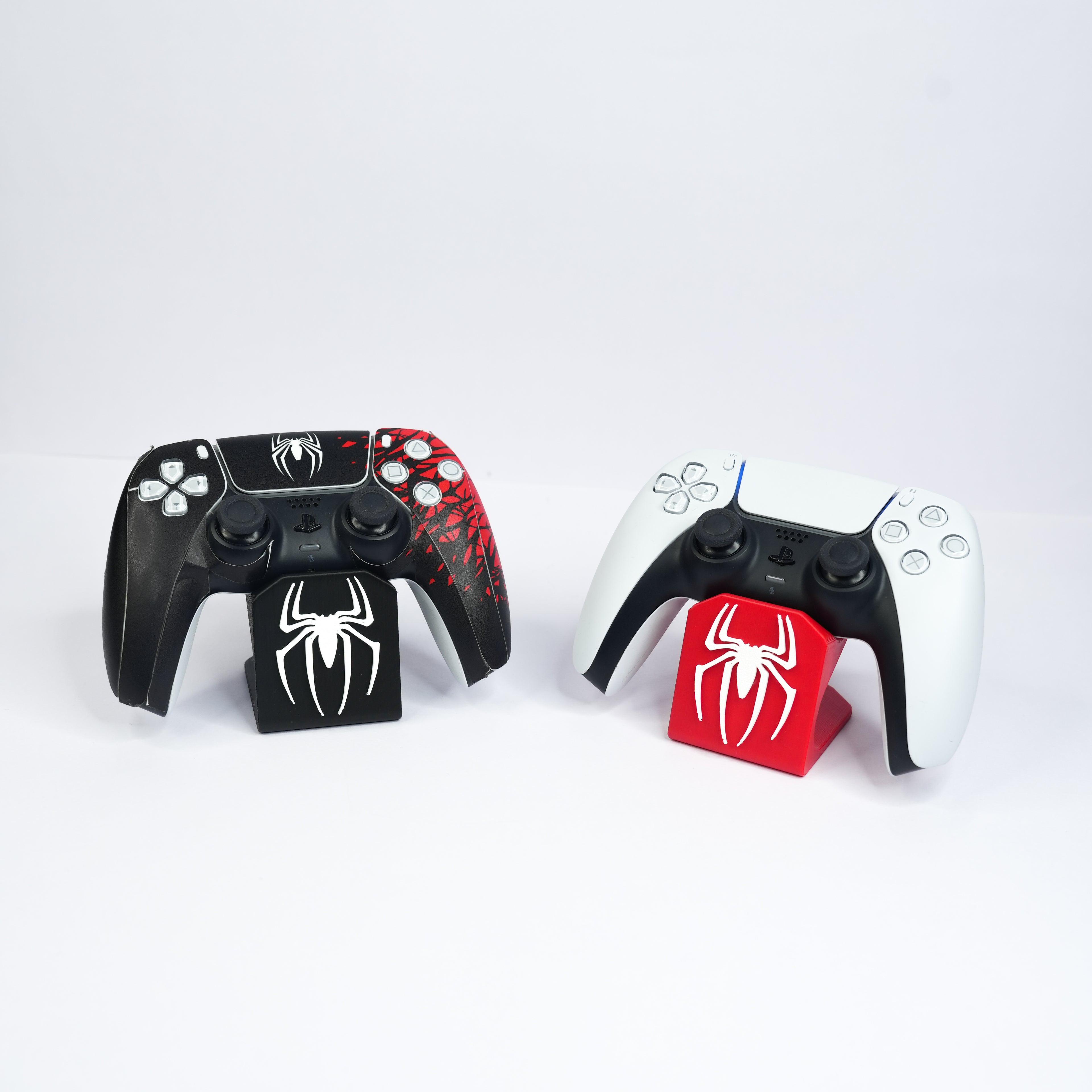 PlayStation PS5 Controller Stand | Spider Design